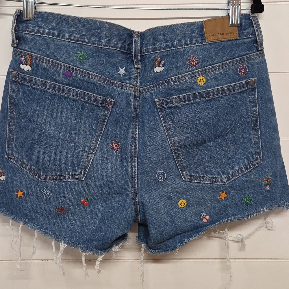 American Eagle Boyfriend Shorts Size 4 Denim - Picture 3 of 3